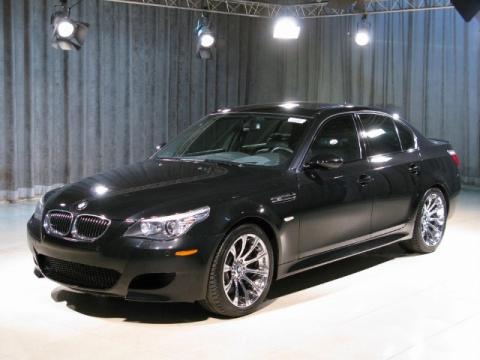 Black Sapphire Metallic BMW M5 Sedan.  Click to enlarge.