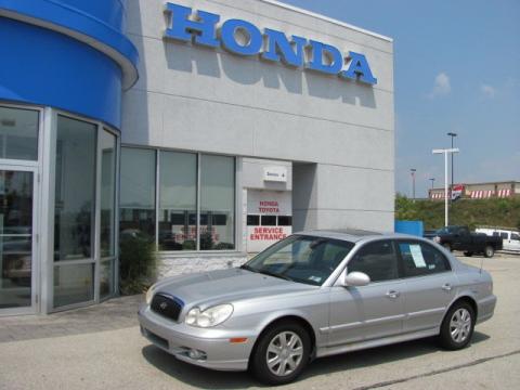Brilliant Silver Metallic Hyundai Sonata .  Click to enlarge.