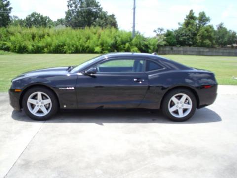 Black Chevrolet Camaro LT Coupe.  Click to enlarge.