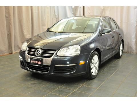 Blue Graphite Metallic Volkswagen Jetta SE Sedan.  Click to enlarge.