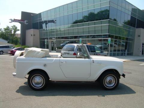 White International Scout 800 Soft Top.  Click to enlarge.