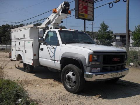 White GMC Sierra 3500 SL Regular Cab Chassis Bucket Truck.  Click to enlarge.