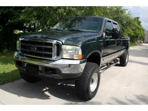 Dark Highland Green Metallic Ford F250 Super Duty Lariat Crew Cab 4x4.  Click to enlarge.
