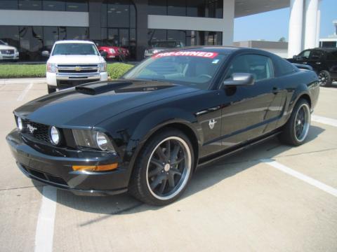 Black Ford Mustang GT Premium Coupe.  Click to enlarge.