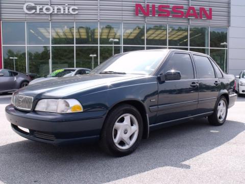 Dark Blue Metallic Volvo S70 .  Click to enlarge.