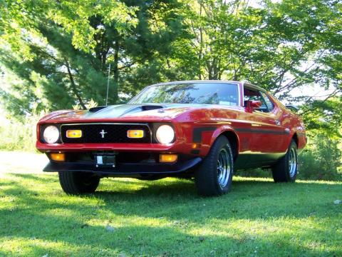 Bright Red Ford Mustang Mach 1.  Click to enlarge.