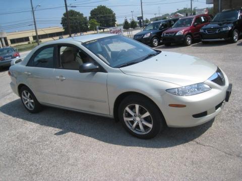 Glacier Silver Metallic Mazda MAZDA6 i Sedan.  Click to enlarge.