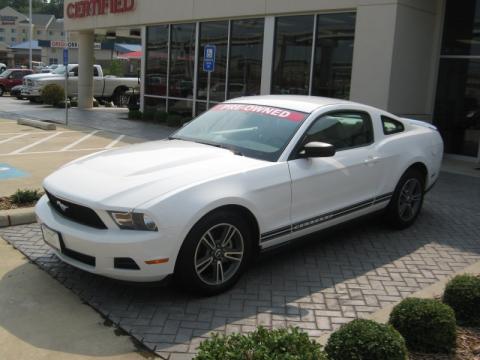 Performance White Ford Mustang V6 Premium Coupe.  Click to enlarge.
