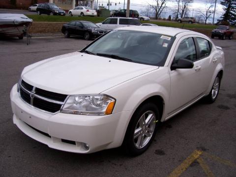 Stone White Dodge Avenger SXT.  Click to enlarge.