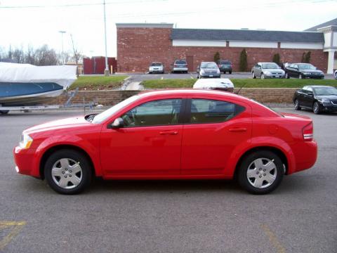 Tor Red Dodge Avenger SE.  Click to enlarge.