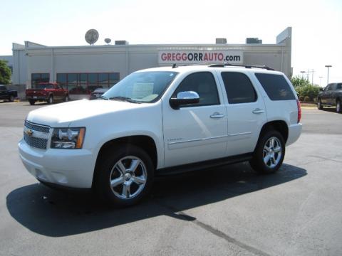 White Diamond Tricoat Chevrolet Tahoe LTZ.  Click to enlarge.