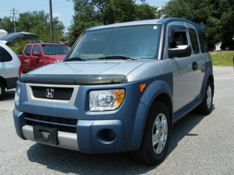 Alabaster Silver Metallic Honda Element LX AWD.  Click to enlarge.