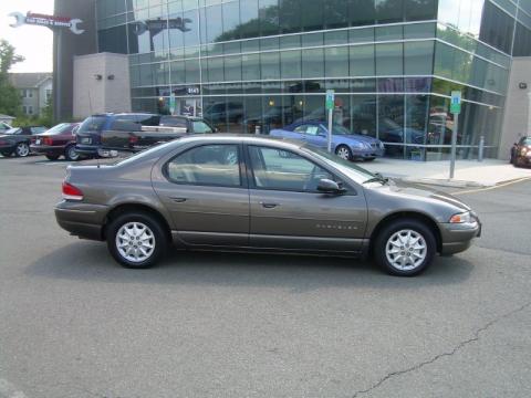 Taupe Frost Metallic Chrysler Cirrus LXi.  Click to enlarge.