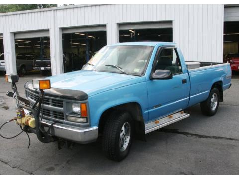 Light Quasar Blue Metallic Chevrolet C/K K1500 Regular Cab 4x4.  Click to enlarge.