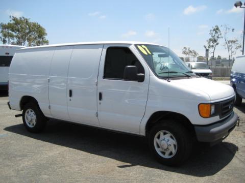 Oxford White Ford E Series Van E150 Commercial.  Click to enlarge.