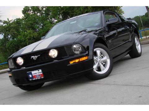 Black Ford Mustang GT Premium Coupe. Click to enlarge. Black Ford Mustang GT Premium Coupe. Click to enlarge.