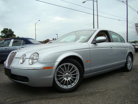 Liquid Silver Metallic Jaguar S-Type 3.0.  Click to enlarge.