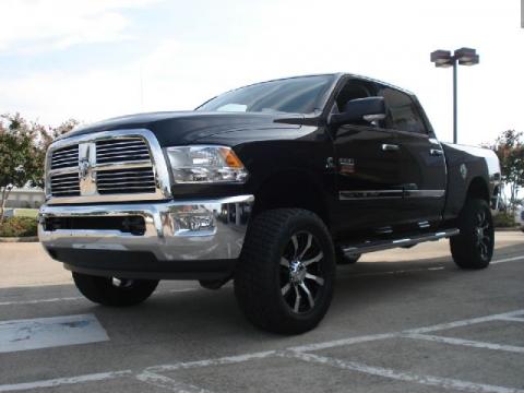 Brilliant Black Crystal Pearl Dodge Ram 2500 Big Horn Edition Crew Cab 4x4.  Click to enlarge.