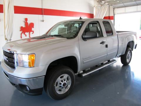 Pure Silver Metallic GMC Sierra 2500HD SLE Extended Cab 4x4.  Click to enlarge.