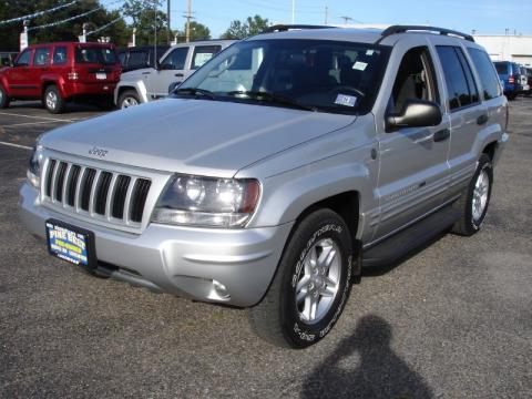 Bright Silver Metallic Jeep Grand Cherokee Laredo 4x4. Click to enlarge. Bright Silver Metallic Jeep Grand Cherokee Laredo 4x4. Click to enlarge.