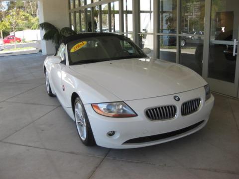 Alpine White BMW Z4 3.0i Roadster.  Click to enlarge.