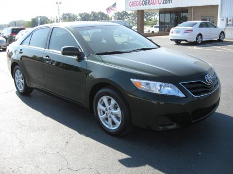 Spruce Green Mica Toyota Camry LE.  Click to enlarge.