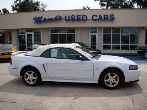 Oxford White Ford Mustang V6 Convertible.  Click to enlarge.