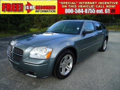 Silver Steel Metallic Dodge Magnum R/T.  Click to enlarge.