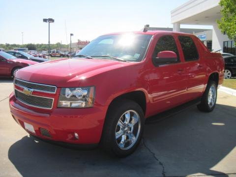 Victory Red Chevrolet Avalanche LTZ.  Click to enlarge.