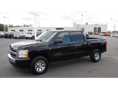 Black Chevrolet Silverado 1500 LT Crew Cab 4x4.  Click to enlarge.
