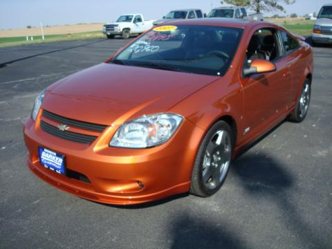 Sunburst Orange Metallic Chevrolet Cobalt SS Supercharged Coupe.  Click to enlarge.