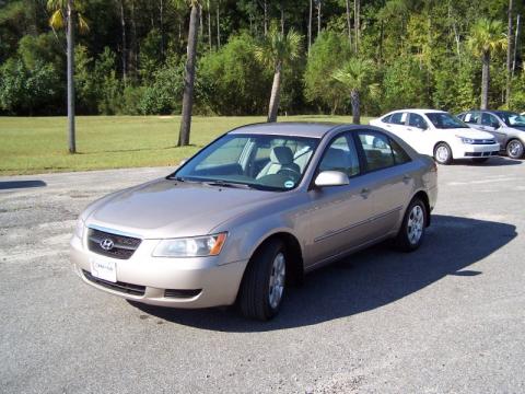 Golden Beige Hyundai Sonata GL.  Click to enlarge.