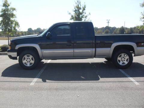 Used 2006 Chevrolet Silverado 1500 Z71 Extended Cab 4x4 For Sale
