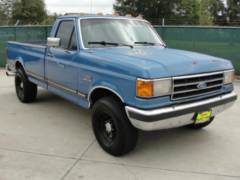 Bright Regatta Blue Metallic Ford F250 XLT Lariat Regular Cab 4x4.  Click to enlarge.