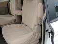  2008 Hyundai Entourage Beige Interior #30