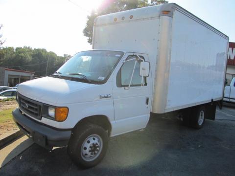 Oxford White Ford E Series Cutaway E350 Commercial Moving Van.  Click to enlarge.
