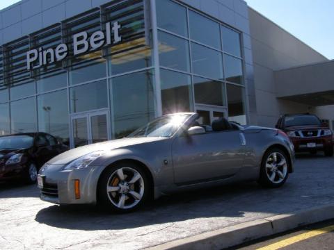 Silverstone Metallic Nissan 350Z Grand Touring Roadster.  Click to enlarge.