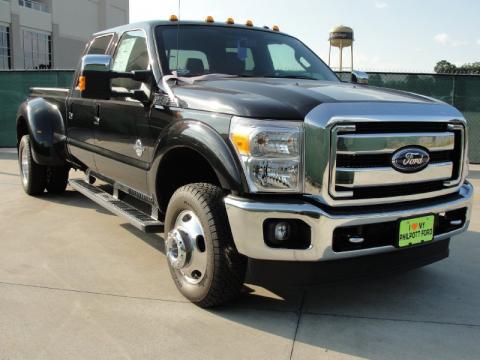 Tuxedo Black Ford F350 Super Duty Lariat Crew Cab 4x4 Dually. Click to enlarge. Tuxedo Black Ford F350 Super Duty Lariat Crew Cab 4x4 Dually. Click to enlarge.
