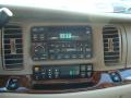 Controls of 2004 Buick Park Avenue Ultra #19