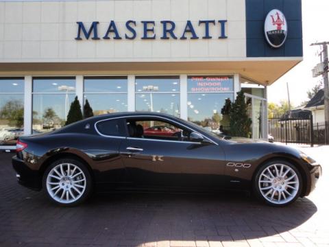 Maserati+granturismo+black