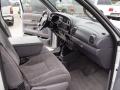 Dashboard of 2001 Dodge Ram 1500 SLT Club Cab 4x4 #17