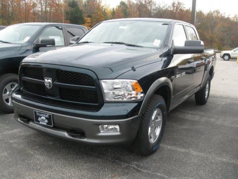 Hunter Green Pearl Dodge Ram 1500 SLT Outdoorsman Crew Cab 4x4.  Click to enlarge.