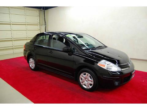 Nissan Versa 2010 Sedan. Nissan Versa Sedan Black.