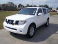 2006 Pathfinder LE #2