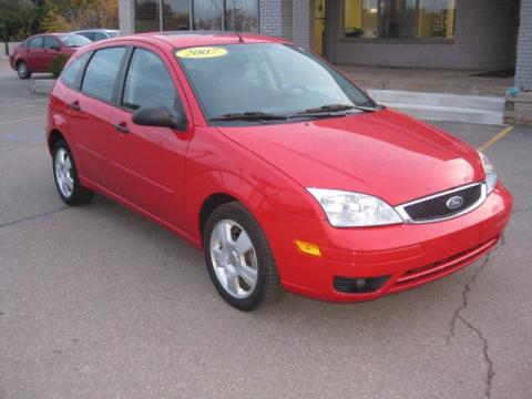 Infra-Red Ford Focus ZX5 SES Hatchback.  Click to enlarge.