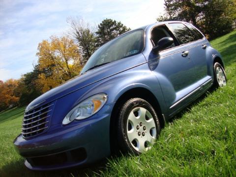 Marine Blue Pearl Chrysler PT Cruiser Touring.  Click to enlarge.