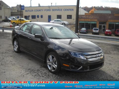 Tuxedo Black Metallic 2011 Ford Fusion Sport with Sport Black/Charcoal Black 