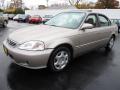 Front 3/4 View of 2000 Honda Civic EX Sedan #3