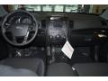 Dashboard of 2011 Kia Sorento LX #11