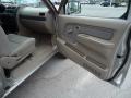  2002 Nissan Frontier Beige Interior #12